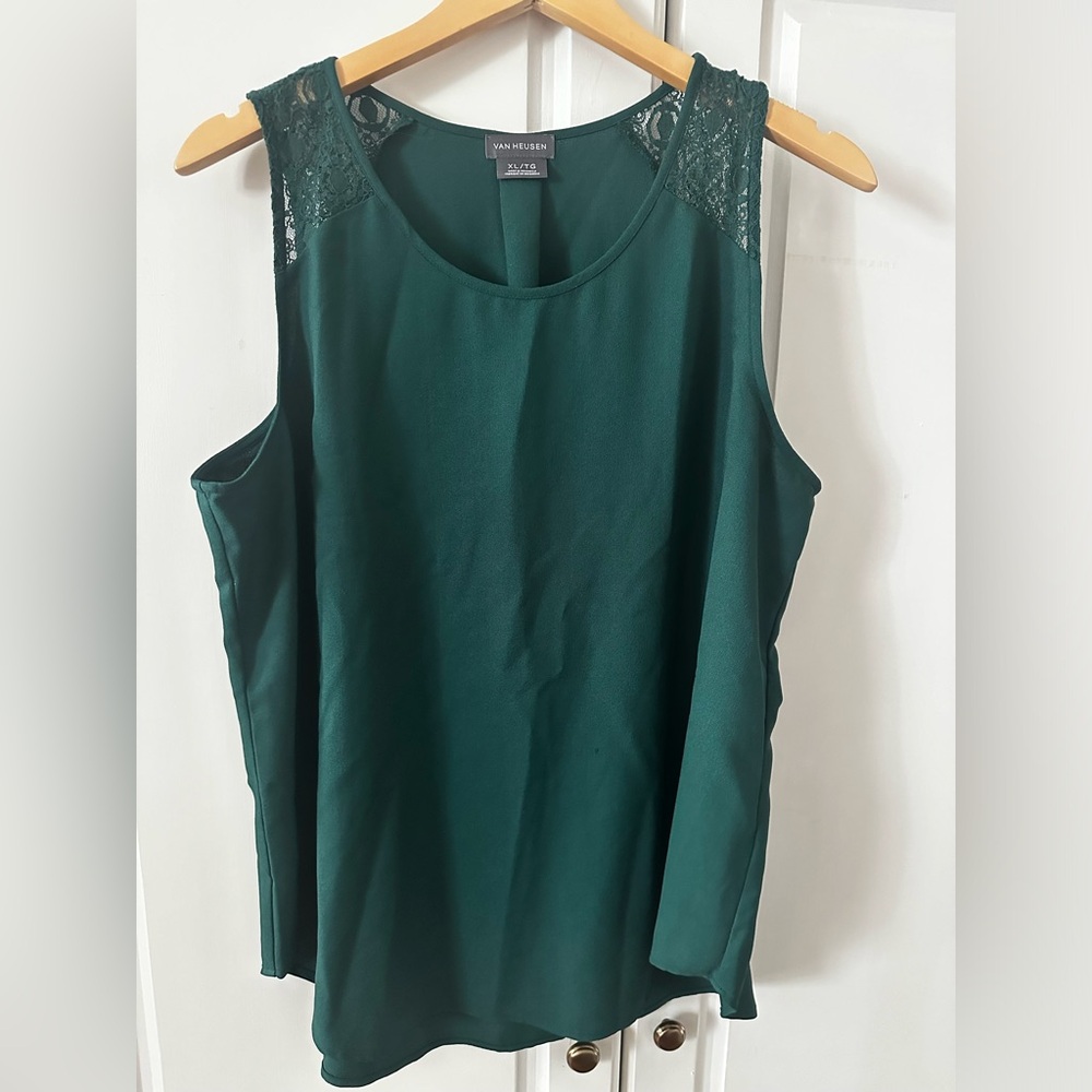 Great Van Heusen Sleeveless Blouse, Lace Detail, l/xl